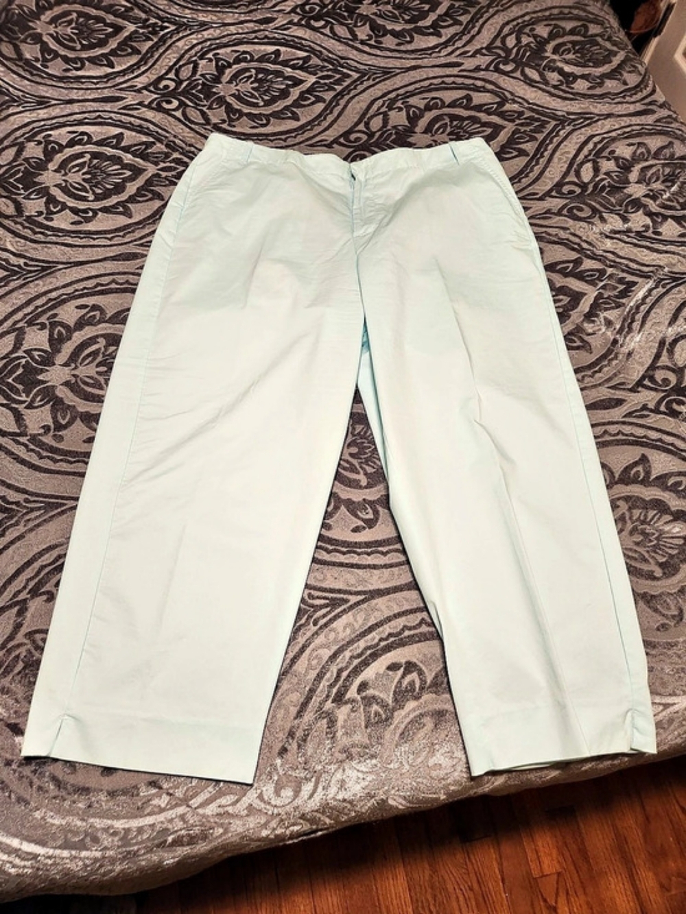 Mossimo Stretch Women's Straight Leg Capris